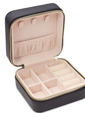 On 34th Mini Travel Zip-Around Jewelry Box